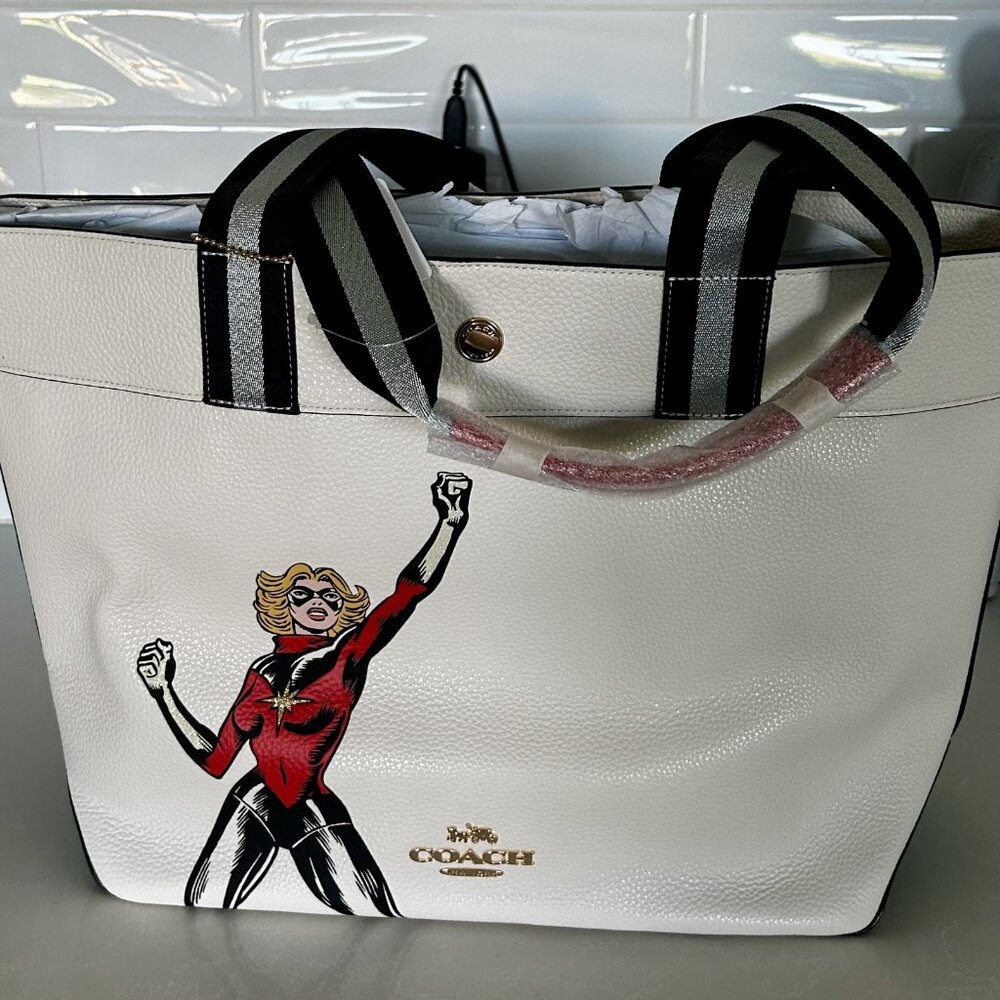 COACH Marvel Limited Edition Tote New